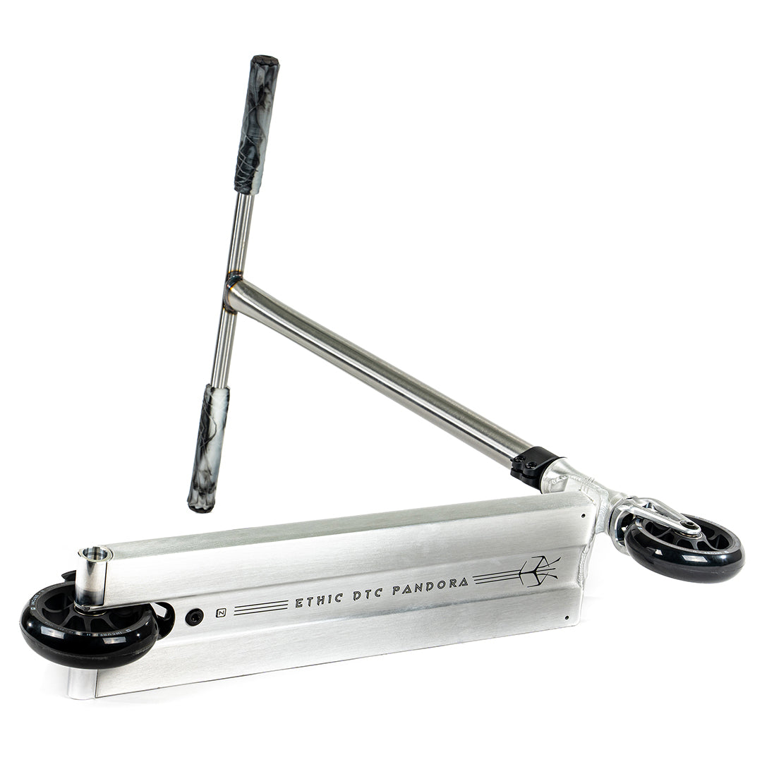 Ethic Trottinette Pandora Poli